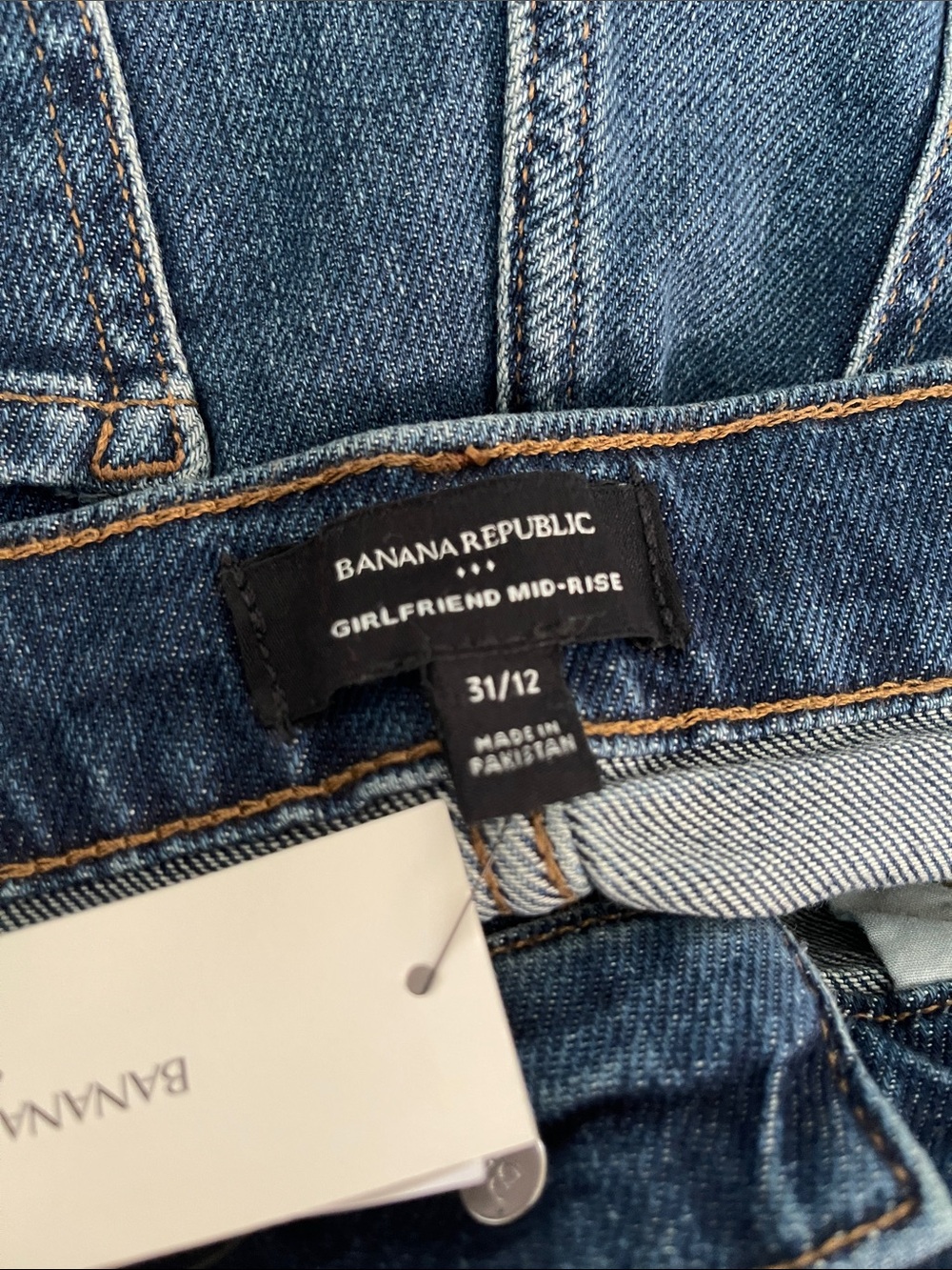 Banana Republic Girlfriend mid-rise Jeans Women 31/12 Blue Denim - Picture 2 of 11
